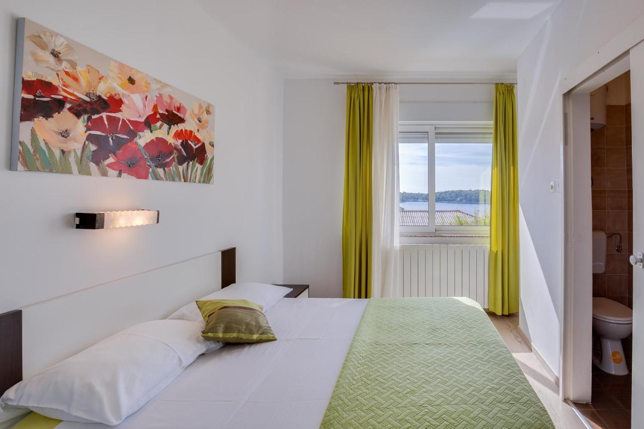 Apartments Juric Rab Town Eksteriør bilde